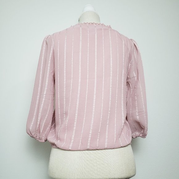 Pink top - Picture 3 of 8